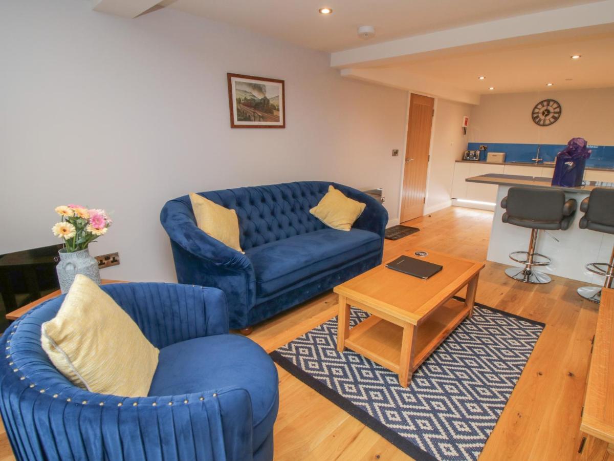 Blue Peter Engine Shed Apartment